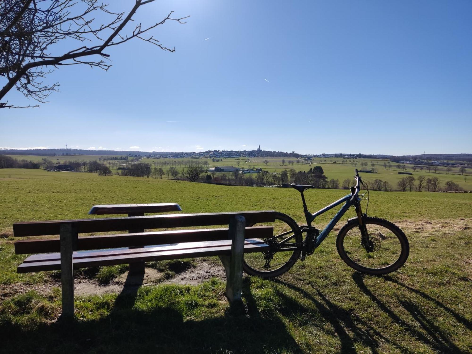 Ferienhaus Moehnetal Allagen Bagian luar foto